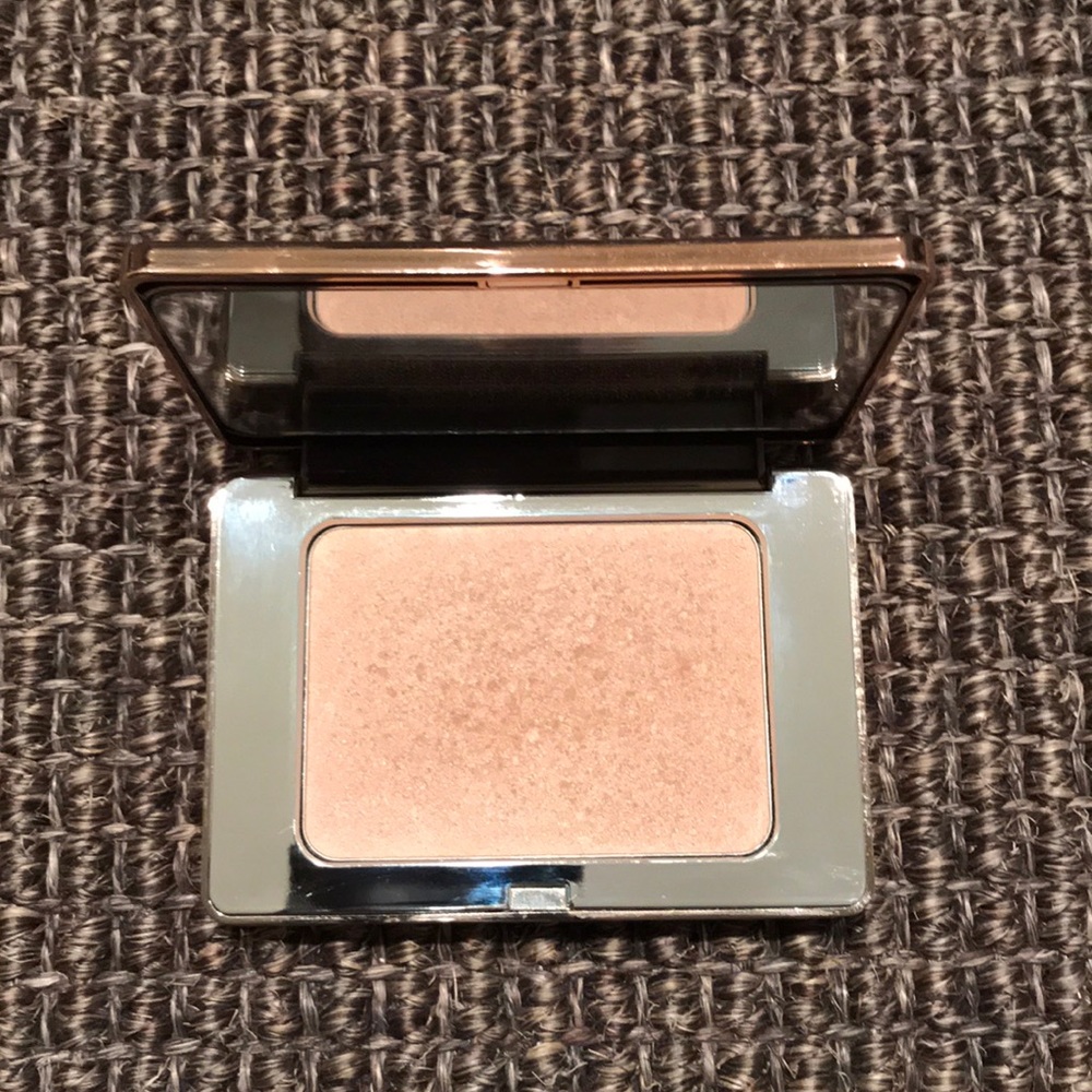 NATASHA DENONA All Over Glow Light